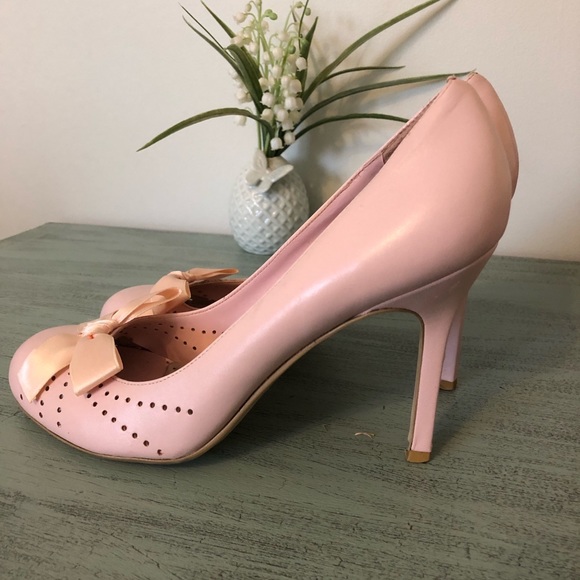 BCB GIRLS SHOE - Picture 2 of 3